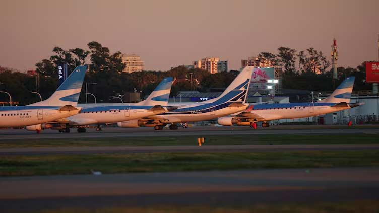 Argentina rolls out aviation reform in bid to bring in foreign airlines