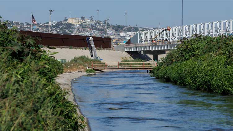 With sewage gushing into sea, US and Mexican border towns plead for help