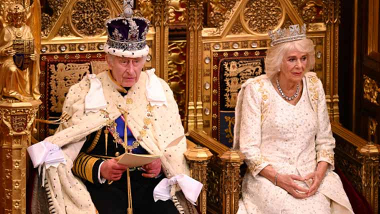 شاہ چارلس سوم نے نئی برطانوی پارلیمنٹ کا افتتاح کر دیا