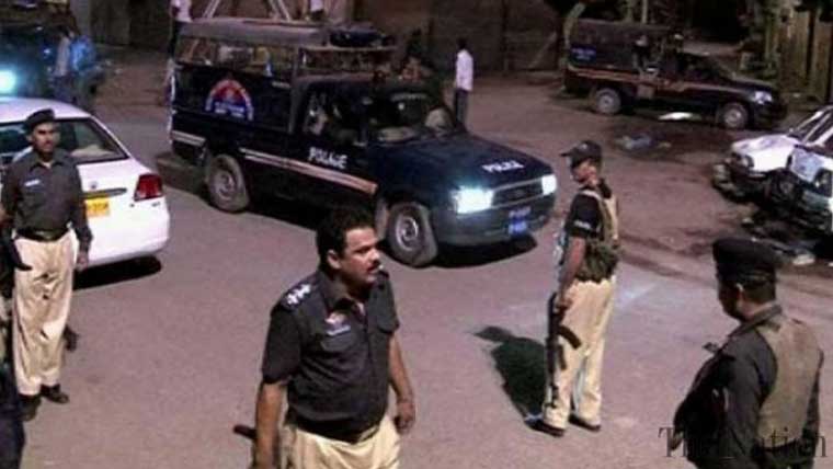 کراچی: مبینہ پولیس مقابلے، 8 ملزم گرفتار، فائرنگ سے ایک شخص جاں بحق