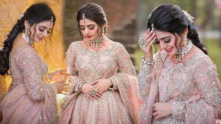 سحر خان کو ہمسایہ ملک سے شادی کی آفر، اداکارہ کا جواب توجہ کا مرکز