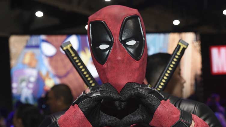 'Deadpool & Wolverine' brings Ryan Reynolds, Hugh Jackman and some friends to jolt Comic-Con