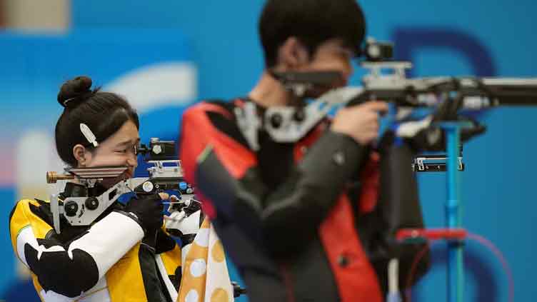 Chinese teen duo gun down first gold in Paris