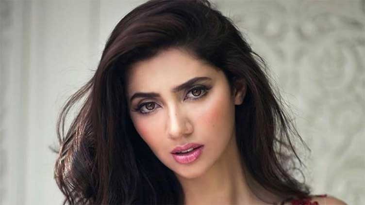 Mahira Khan shares glimpse from sets of film with Fawad Khan