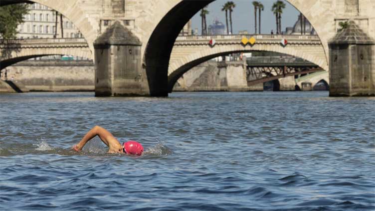 Olympic organisers cancel second day of triathlon training in Seine over pollution