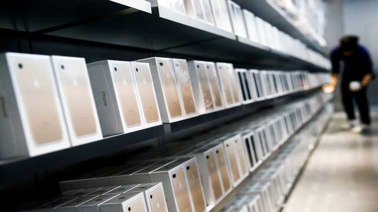 Shipments of foreign phones in China rise slower 