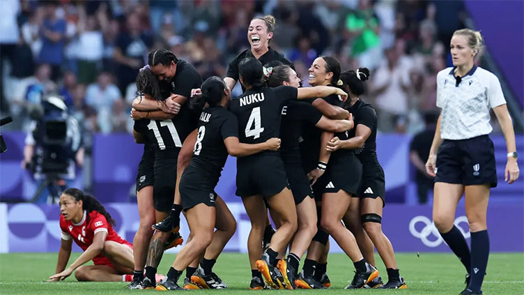 New Zealand come from behind to retain Olympic sevens title