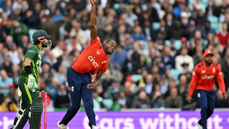 Archer and Wood's 'extra edge' excites England's Livingstone