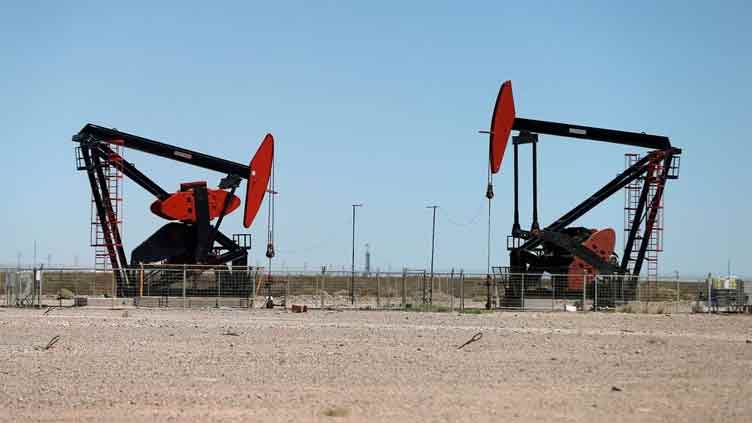 Oil down ahead of OPEC+ meeting, posts weekly loss