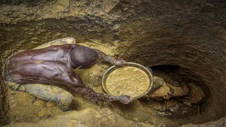 Gold worth billions of dollars flows illegally out of Africa each year: Report