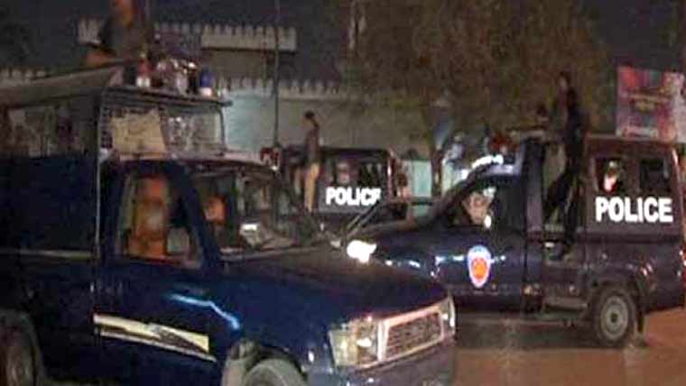 نارتھ ناظم آباد میں پولیس مقابلہ، فائرنگ کے تبادلے میں 2 ڈاکو ہلاک