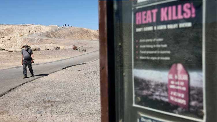 Extreme early-summer heatwave peaks in western US