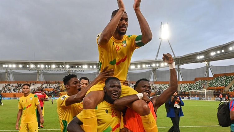 Benin stun Nigeria, Salah rescues Egypt, Ayew treble lifts Ghana