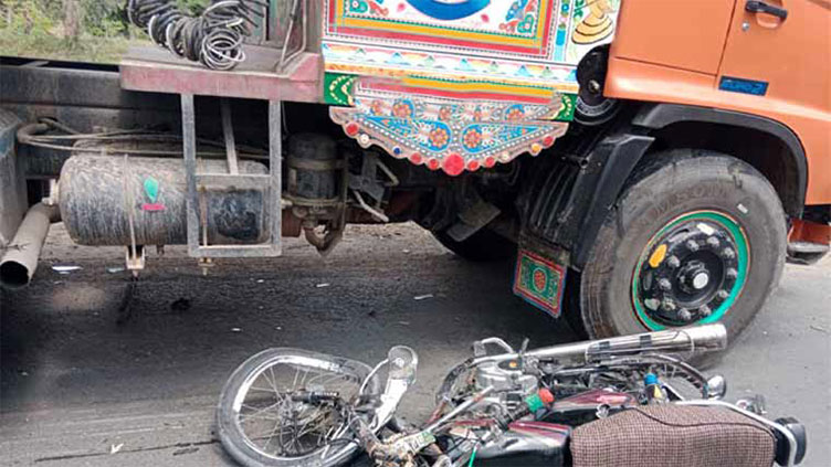 Youth killed in truck, motorcycle collision in Bahawalnagar