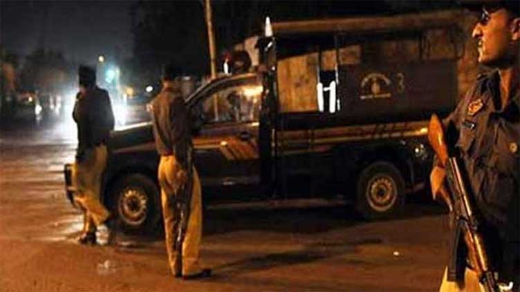 Three robbers, citizen killed in Karachi incidents