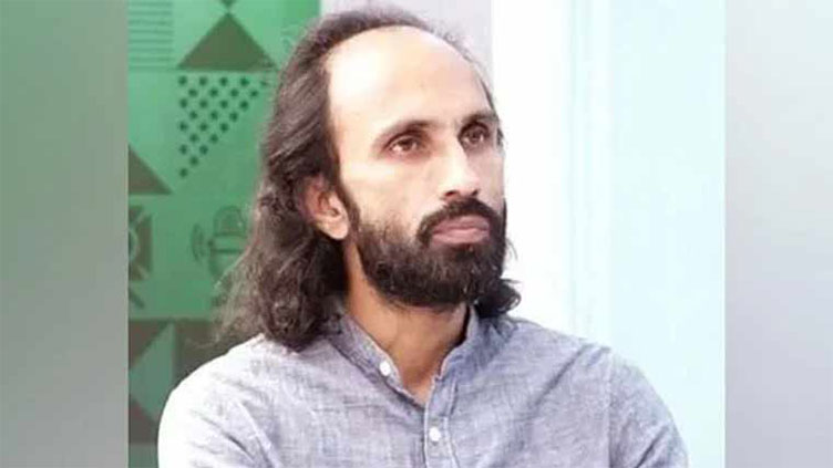 Poet Ahmed Farhad released from Kahori police station