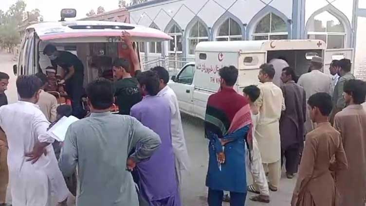 Five including four women killed in accident in Khairpur Nathan Shah 