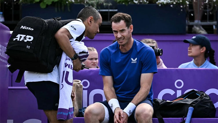 Murray waits on scan after Queen's injury threatens Wimbledon 'farewell'