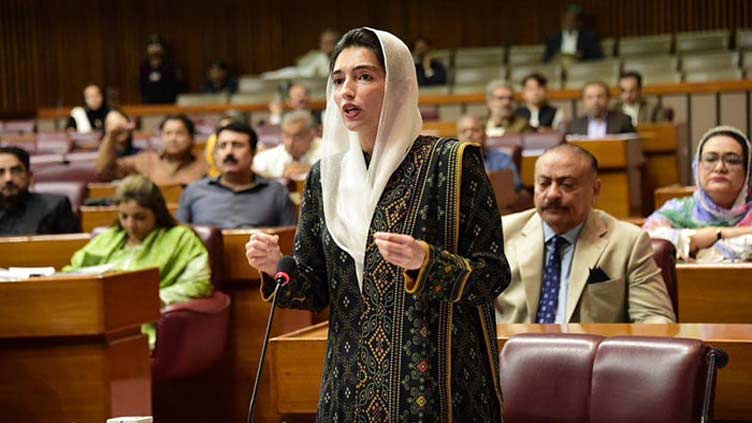 Aseefa demands relief for farmers in maiden NA speech