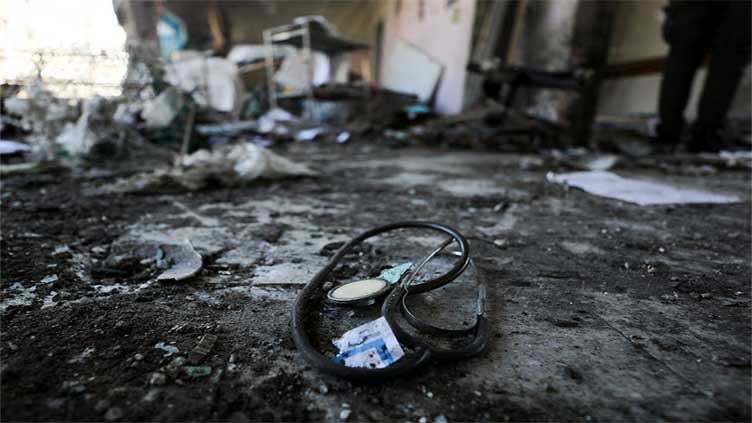 Israel kills senior Gaza health official, tanks push deeper into Rafah