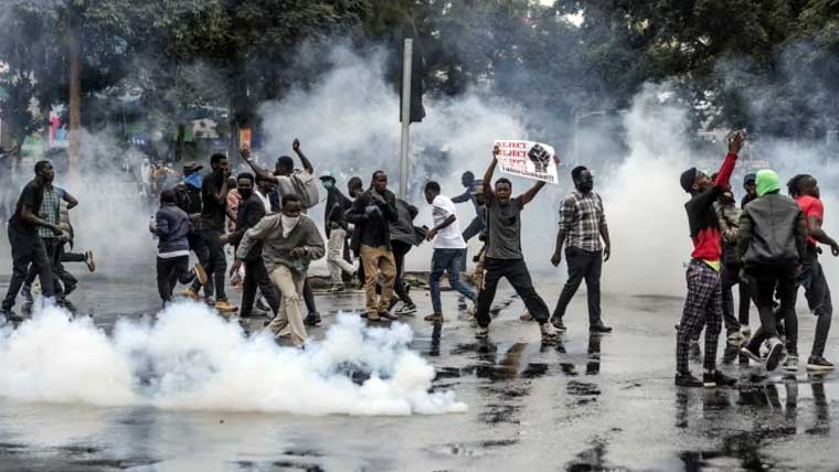 کینیا: ٹیکسوں میں اضافے کیخلاف احتجاجی مظاہرے، پولیس کی فائرنگ سے 10 افراد ہلاک