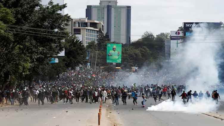 Obama's half-sister hit with tear gas, five killed in Kenya protests against tax hike
