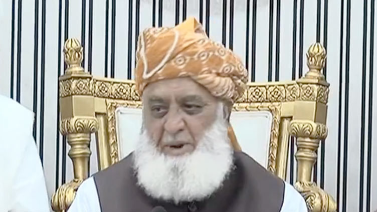 Fazl displeased with 'hurriedly planned' operation 