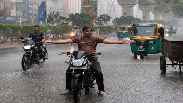 India's monsoon overcomes delay, set to cover country on time