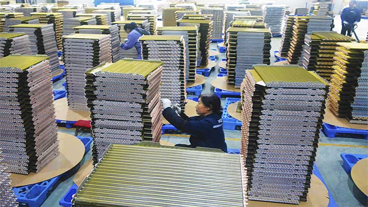 China's manufacturing activity contracts for 5th straight month despite policy support