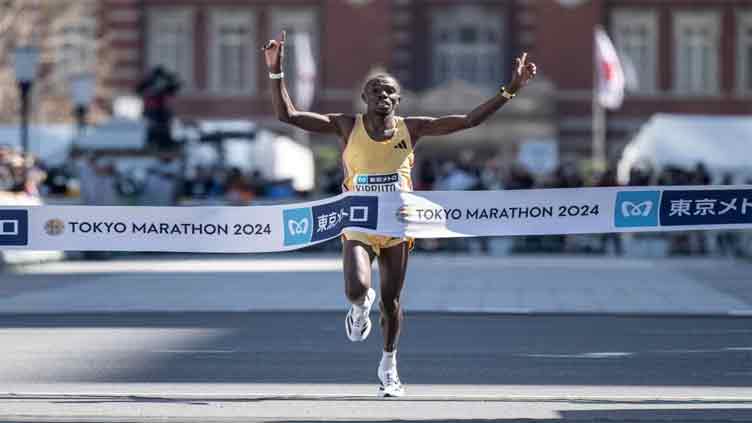 Benson Kipruto, Asefa Kebede win Tokyo Marathon in course record times