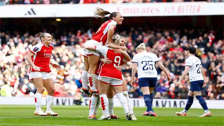 Russo grabs winner as title-chasing Arsenal beat Tottenham in WSL