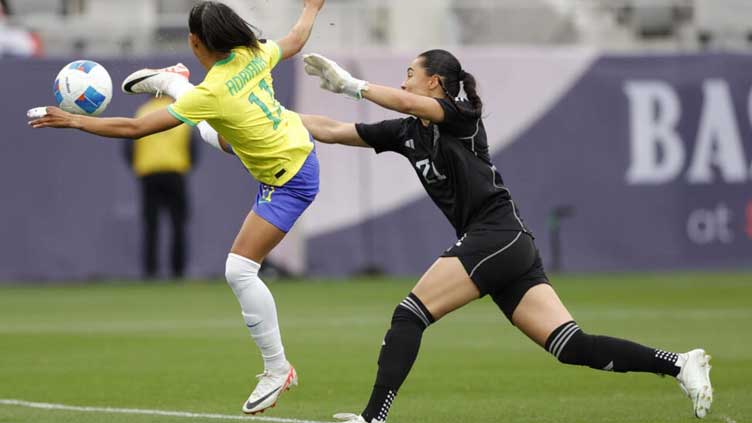 Brazil ease into Gold Cup final with win over Mexico