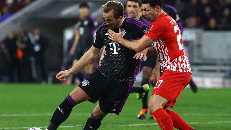Bayern on the ropes but ready to fight back in Bundesliga title battle