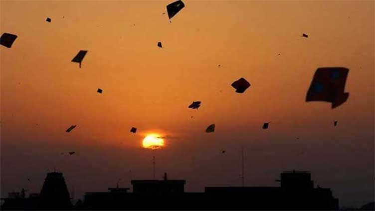 Basant night in Gujranwala flouts ban on kite flying