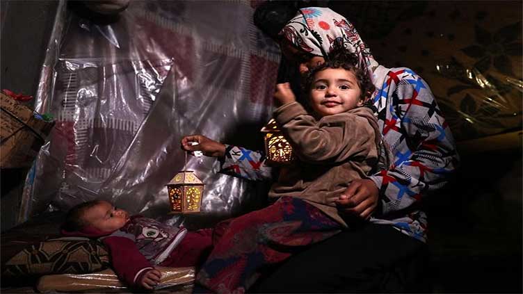 Gaza war robs Muslim world of Ramadan joy