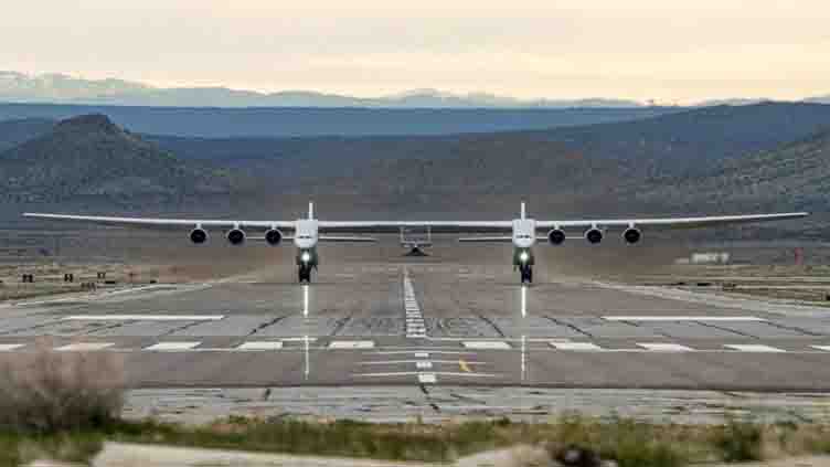 Stratolaunch says it completes first powered flight of reusable hypersonic vehicle