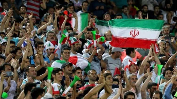 Tehran football derby ignites passions in Iran