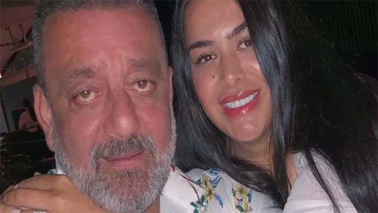 Sanjay Dutt trolled for being an 'absent parent' to daughter