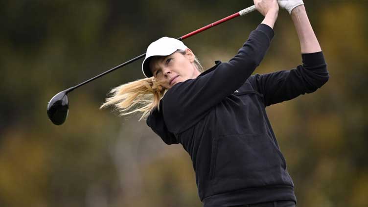 Late surge lifts LeBlanc to LPGA lead