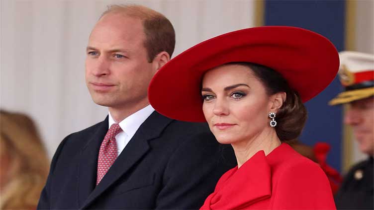Princess Kate praised for 'extraordinary dignity' after cancer diagnosis