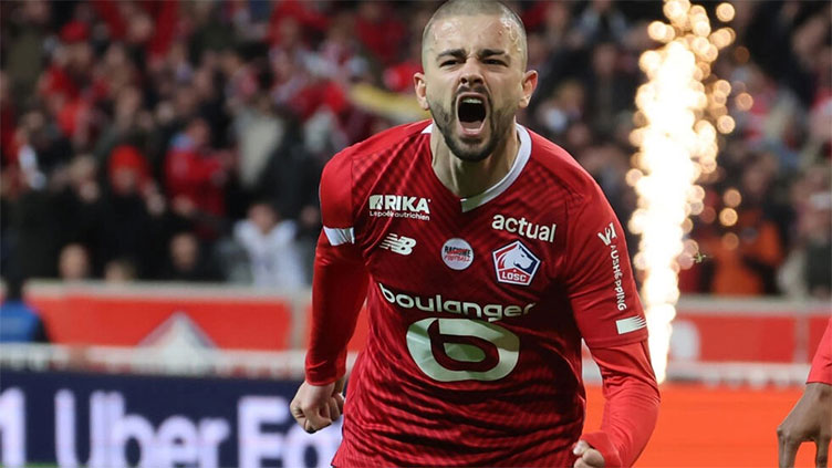 Lille climb to third in Ligue 1 with derby victory