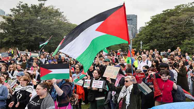 'Show solidarity': Pro-Palestinian protesters camp across Australian universities