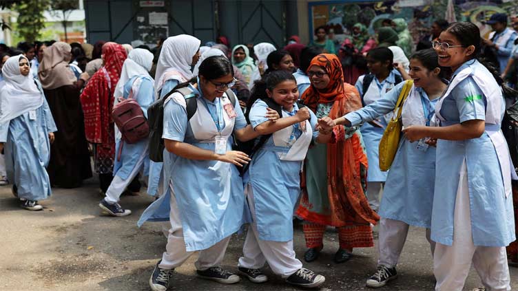 Dunya News Bangladesh reopens schools as searing temperatures drop