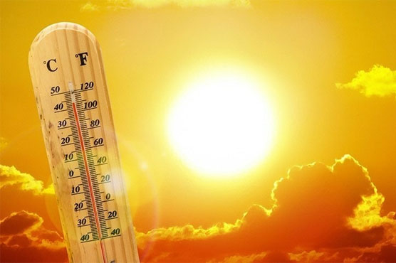 لاہور میں سورج آنکھیں دکھانے لگا، درجہ حرارت 42 ڈگری تک جانے کا امکان