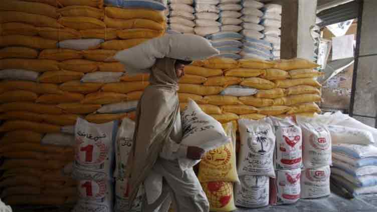 Massive reduction in Punjab flour prices, 20kg bag costing Rs1,000 less: Bilal Yasin