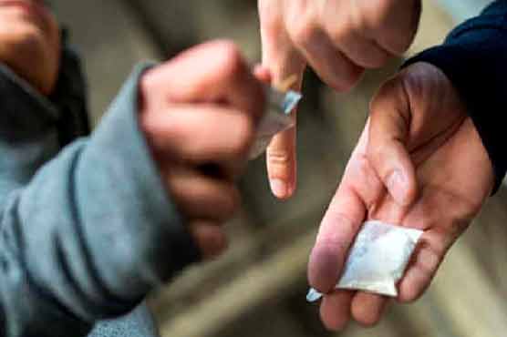 اسلام آباد : تعلیمی اداروں میں منشیات سپلائی میں ملوث خاتون سمیت دو ملزم گرفتار