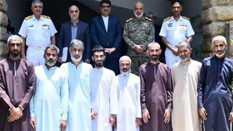 Pakistan Navy hands over eight fishermen to Iranian authorities