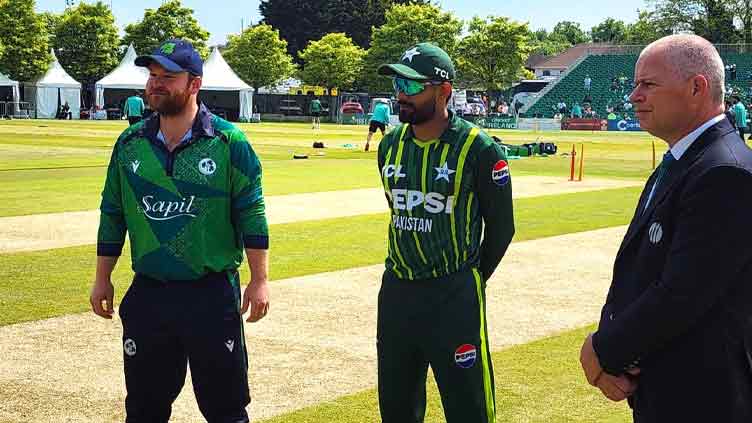 Ireland elect to field first against Pakistan in first T20I