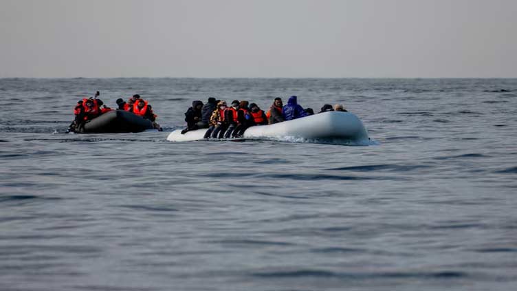 UK Labour leader promises to 'smash the gangs' to tackle small boats crossings