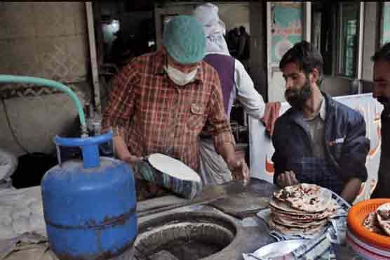  پنجاب میں  نان روٹی ایسوسی ایشن 15 روپے کی روٹی فروخت کرنے پر رضا مند